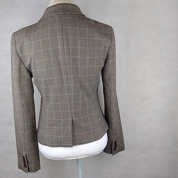 Ann Taylor Blazer One Button Closure Size 6 - Picture 4 of 8